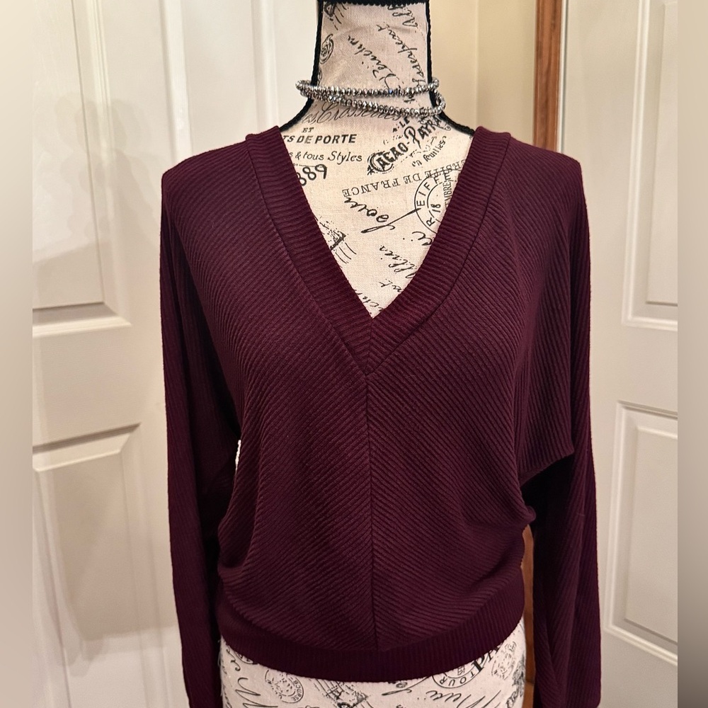 Women's V-Neck Burgundy Sweater